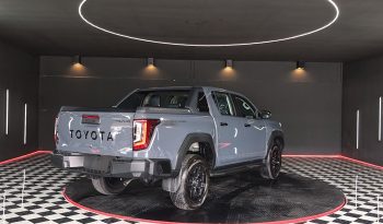 TRAVO OVERLAND PLUS 4WD 2026 2.8 AT DOUBLE CAB GREY  25527 full