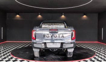 TRAVO OVERLAND PLUS 4WD 2026 2.8 AT DOUBLE CAB GREY  25527 full