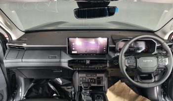 TRAVO OVERLAND PLUS 4WD 2026 2.8 AT DOUBLE CAB GREY  25527 full