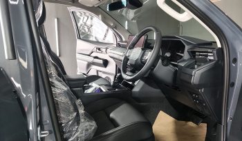 TRAVO OVERLAND PLUS 4WD 2026 2.8 AT DOUBLE CAB GREY  25527 full