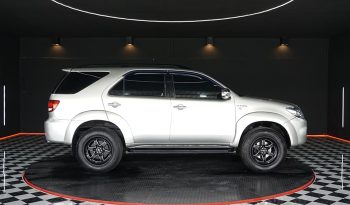 TOYOTA 4WD 2006 2.7V AT FORTUNER SILVER  3936 full