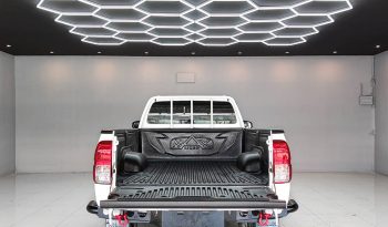 REVO 2WD 2024 2.8J MT STANDARD WHITE  7097 full