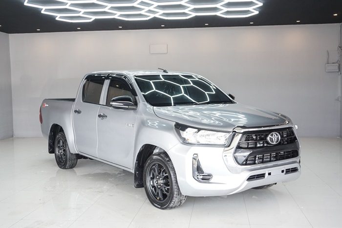 REVO 2WD 2022 2.4 ENTRY AT DOUBLE CAB SILVER  5548 full