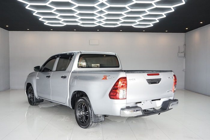 REVO 2WD 2022 2.4 ENTRY AT DOUBLE CAB SILVER  5548 full