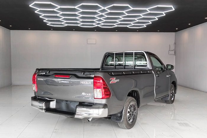 REVO 2WD 2021 2.4J MT STANDARD GREY  5769 full