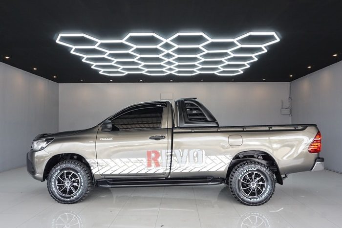 REVO 2WD 2019 2.4J MT STANDARD BRONZE  6394 full