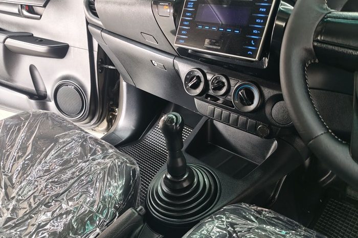 REVO 2WD 2019 2.4J MT STANDARD BRONZE  6394 full
