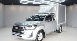 REVO 2WD 2021 2.4 MID AT SMART CAB SILVER  2199