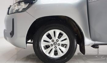 REVO 2WD 2021 2.4 MID AT SMART CAB SILVER  2199 full