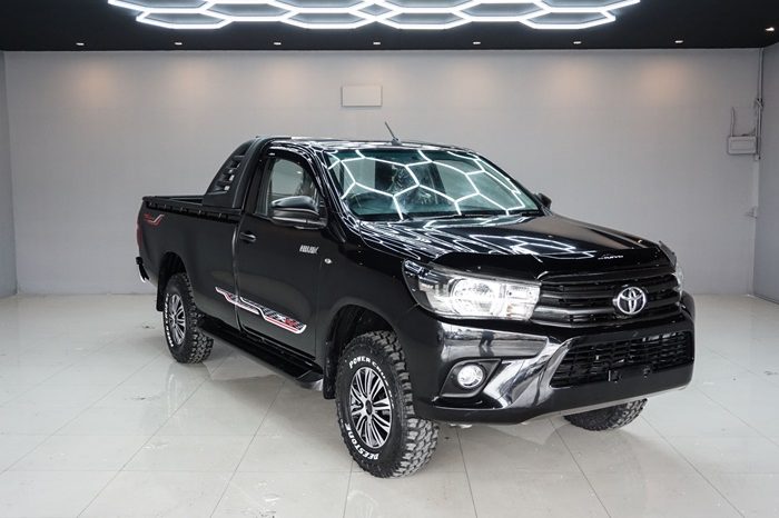 REVO 2WD 2019 2.4J MT STANDARD BLACK  7047 full