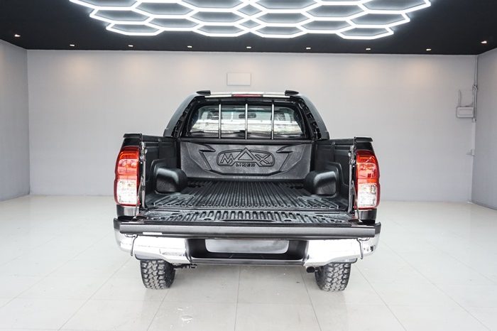 REVO 2WD 2019 2.4J MT STANDARD BLACK  7047 full