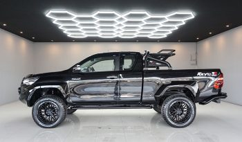 REVO 4WD 2016 2.4J AT SMART CAB BLACK 8958 full