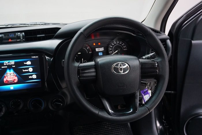 REVO 4WD 2016 2.4J AT SMART CAB BLACK 8958 full