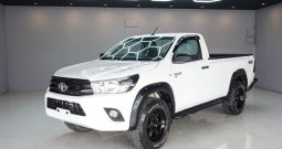 REVO 2WD 2017 2.8J MT STANDARD WHITE  4360