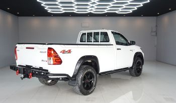 REVO 2WD 2017 2.8J MT STANDARD WHITE  4360 full