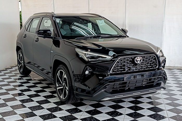 TOYOTA 2026 SUV PREMIUM YARIS CROSS 2WD 1.5 AT BLACK  54378 full