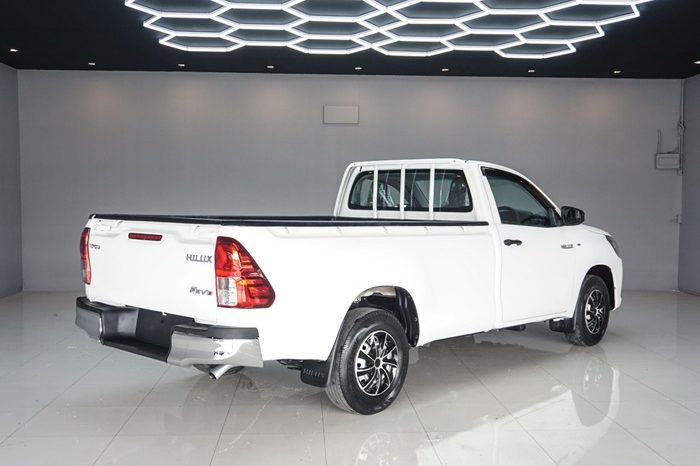 REVO 2WD 2019 2.4J MT STANDARD WHITE  7258 full