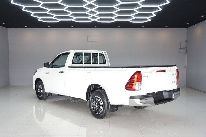 REVO 2WD 2019 2.4J MT STANDARD WHITE  7258 full