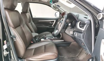 TOYOTA 2WD 2016 2.4V AT FORTUNER BLACK  2270 full