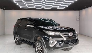 TOYOTA 2WD 2016 2.4V AT FORTUNER BLACK  2270 full