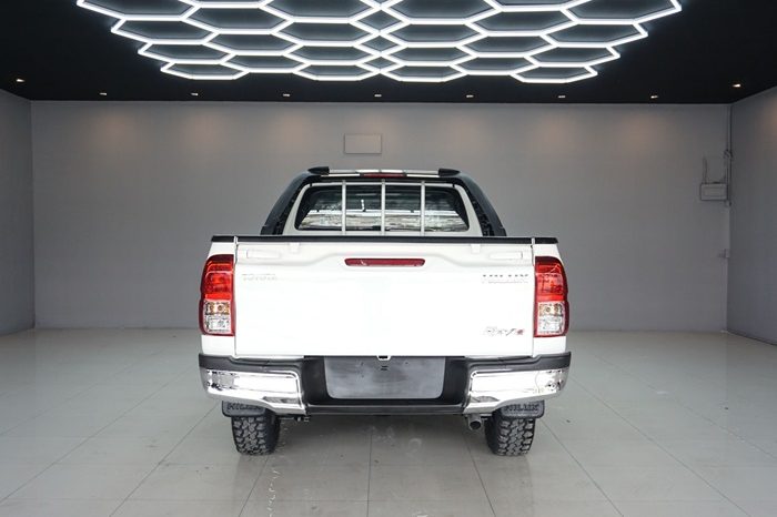 REVO 2WD 2019 2.4J MT STANDARD WHITE  5987 full