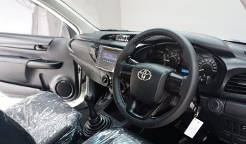 REVO 2WD 2019 2.4J MT STANDARD WHITE  7043 full