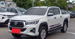 REVO PRE 2018 2.8G AT DOUBLE CAB WHITE  5891