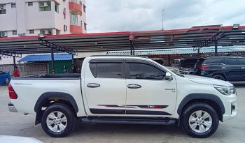 REVO PRE 2018 2.8G AT DOUBLE CAB WHITE  5891 full
