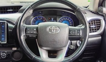 REVO PRE 2018 2.8G AT DOUBLE CAB WHITE  5891 full