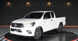 REVO 2WD 2017 2.4J MT SMART CAB WHITE  4338