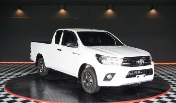 REVO 2WD 2017 2.4J MT SMART CAB WHITE  4338 full