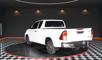 REVO 2WD 2017 2.4J MT SMART CAB WHITE  4338 full