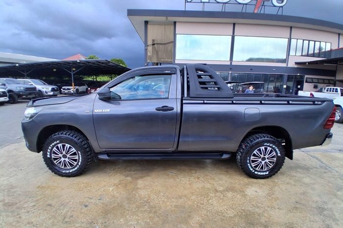 REVO 2WD 2018 2.4J MT STANDARD DARK GREY  5949 full