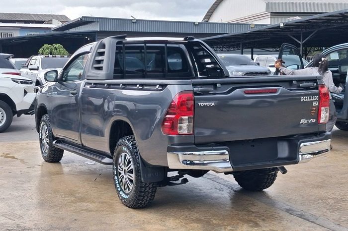 REVO 2WD 2018 2.4J MT STANDARD DARK GREY  5949 full