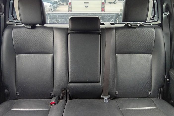 ROCCO PRE 2019 2.4G AT DOUBLE CAB WHITE  323 full