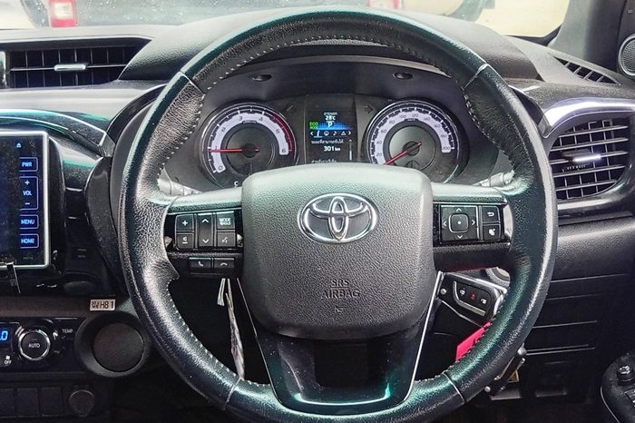 ROCCO PRE 2019 2.4G AT DOUBLE CAB WHITE  323 full