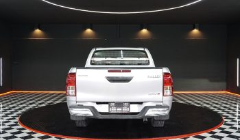 REVO 2WD 2022 2.4 ENTRY AT DOUBLE CAB SILVER  5548 full