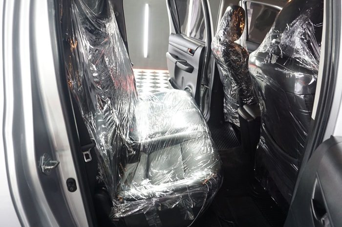 REVO 2WD 2022 2.4 ENTRY AT DOUBLE CAB SILVER  5548 full