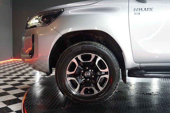 REVO 4WD 2021 2.8 HIGHT AT DOUBLE CAB SILVER  1621 full