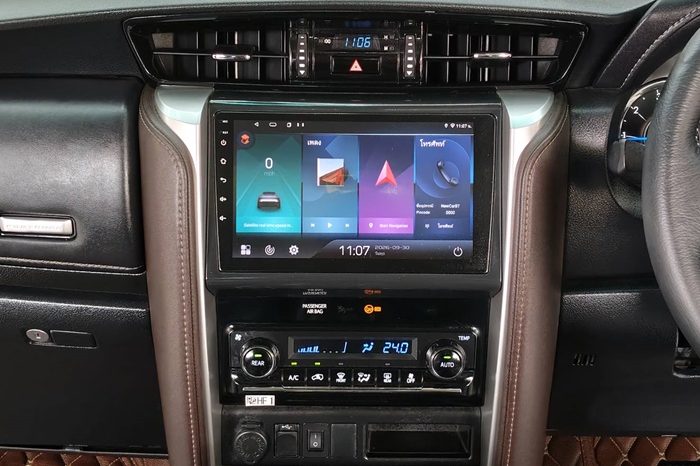 TOYOTA 2WD 2018 2.4V AT FORTUNER BROWN  4751 full