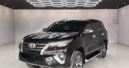 TOYOTA 2WD 2018 2.4V AT FORTUNER BROWN  4751