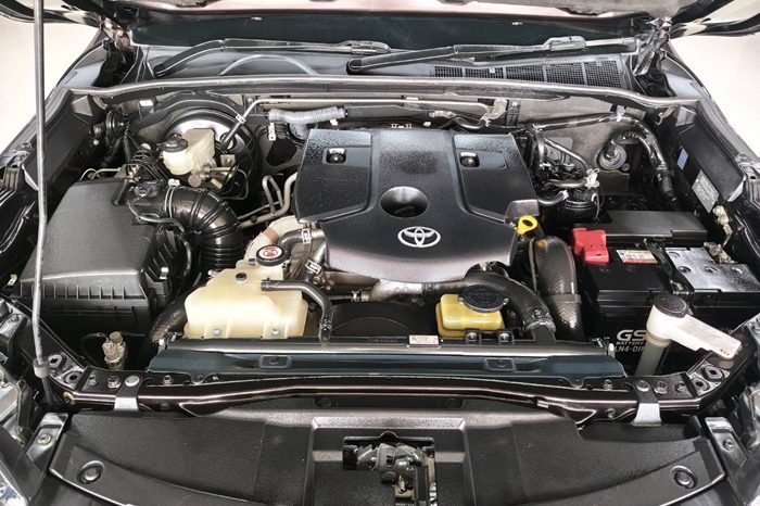 TOYOTA 2WD 2018 2.4V AT FORTUNER BROWN  4751 full