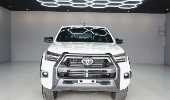 ROCCO 4WD 2022 2.8 HIGHT AT SMART CAB WHITE  9477 full