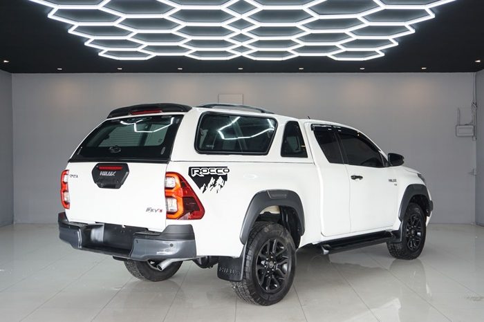 ROCCO 4WD 2022 2.8 HIGHT AT SMART CAB WHITE  9477 full