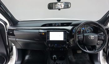 ROCCO 4WD 2022 2.8 HIGHT AT SMART CAB WHITE  9477 full