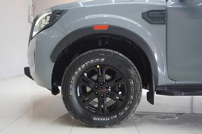 NISSAN 2021 4WD 2.3 AT DOUBLE CAB GREY  4686 full