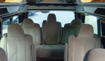 TOYOTA 2WD 2019 3.0 MT COMMUTER WHITE 213 full