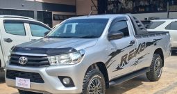 REVO 2WD 2018 2.4J MT STANDARD SILVER  1622