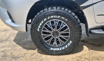 REVO 2WD 2018 2.4J MT STANDARD SILVER  1622 full