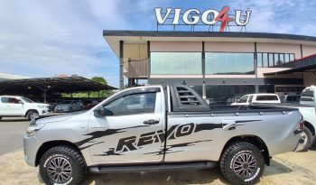 REVO 2WD 2018 2.4J MT STANDARD SILVER  1622 full